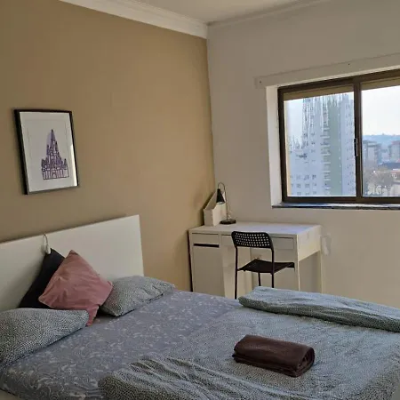Familiar Com Cama De Casal Apenas Casais E Raparigas Nenhum Homem Individual Homestay *
