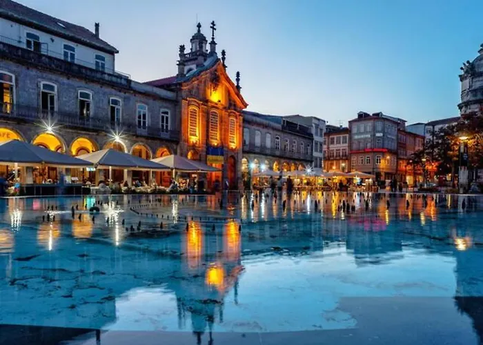 民宿 Familiar Com Cama De Casal Apenas Casais E Raparigas Nao Ha Homens Solteiro Family With Double Bed For Couples And Girls Only No Individual Men Allows With Private Washroom But In Hall Way